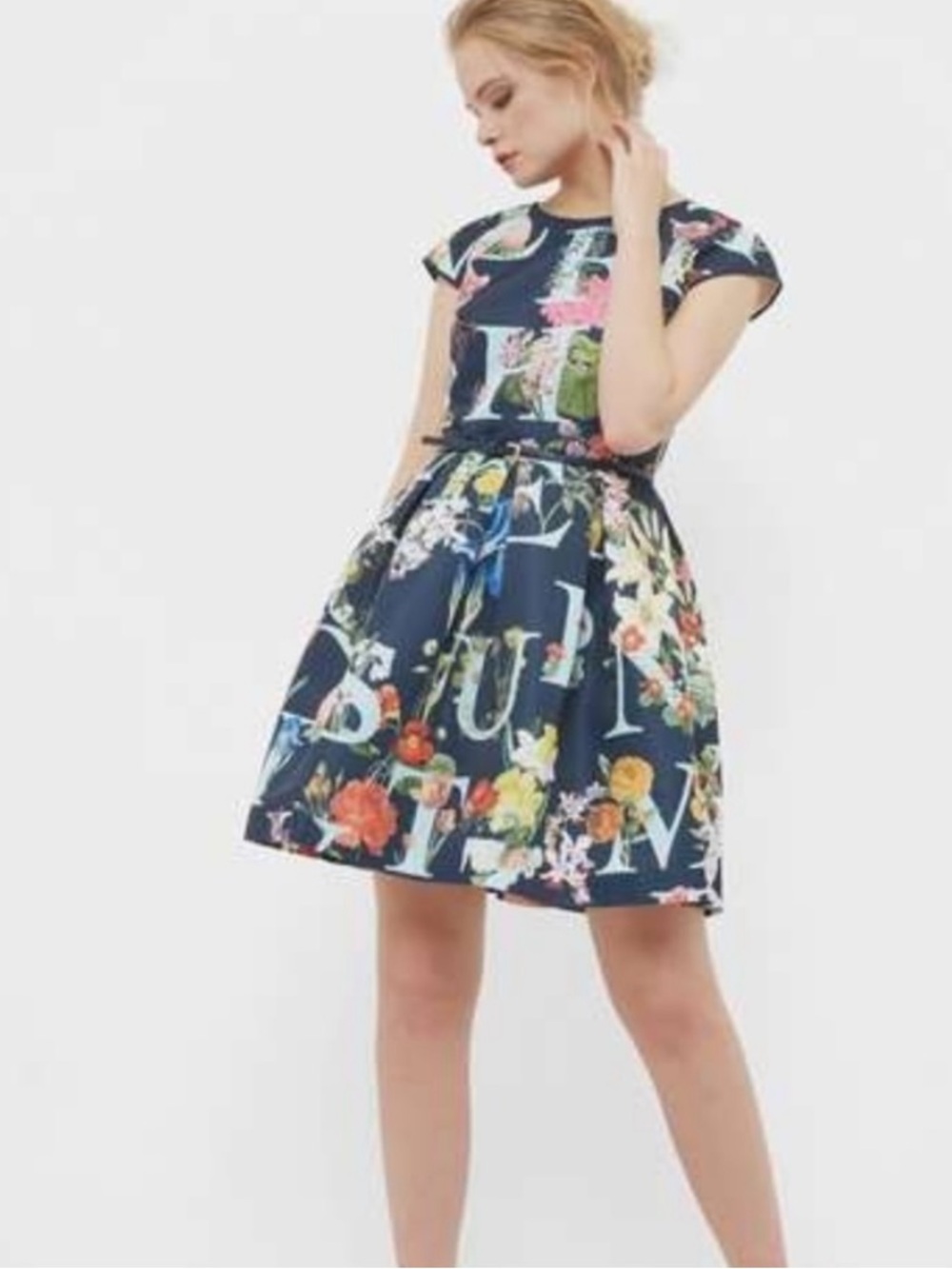 Ted Baker Lusara Alphabet Ditzy Floral Skater Dress in Navy Blue Sz 4